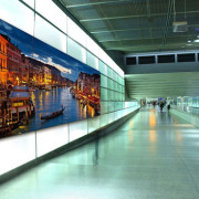 Panasonic lancia TH-55LFV70, il display con la cornice più sottile sul mercato