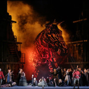 Un proiettore Panasonic scelto per Les Troyens al Teatro alla Scala