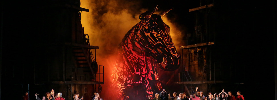 Un proiettore Panasonic scelto per Les Troyens al Teatro alla Scala