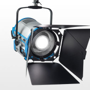 Arri amplia la Serie L con il nuovo Fresnel a LED L10