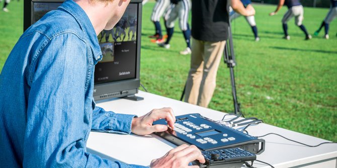 Il nuovo Multi-Camera Live Producer all-in-one di Sony