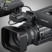 Sony: nuovo camcorder HXR-NX200