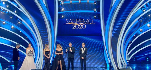 Sanremo, riflettori sugli imbucati Rai