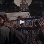 Meno fucili, più telecamere