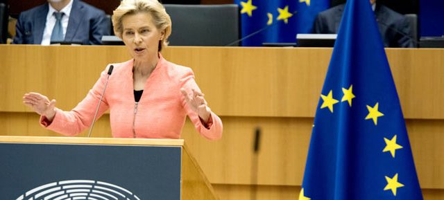 Ursula von der Leyen: "al digitale il 20% del Recovery Fund"