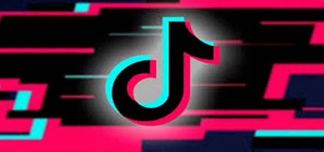 Social, a maggio primo TikTok