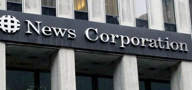 News Corp torna in utile nel trimestre